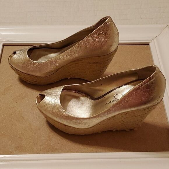 Jessica Simpson gold peep toe platform wedge shoes size 6.5 - Picture 3 of 11